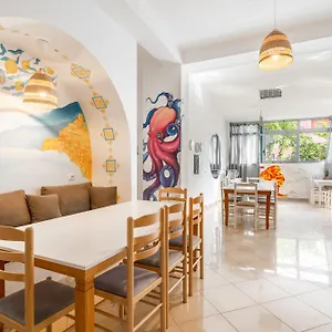 Hasta La Vista Hostal Sarandë